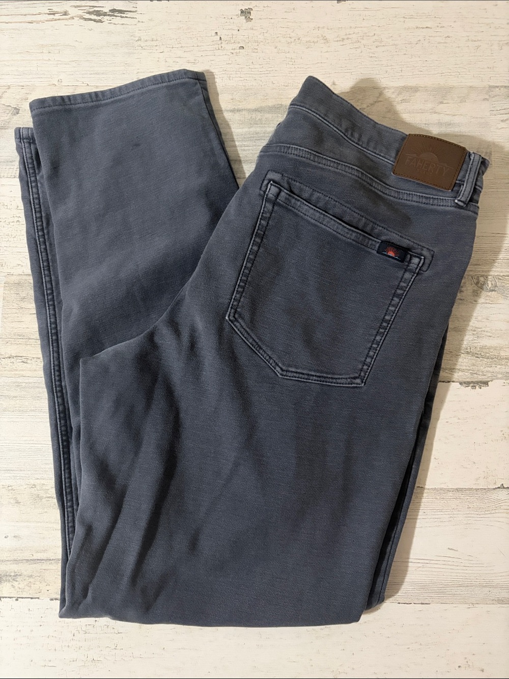 Faherty Men's Slate Gray  Straight Jeans